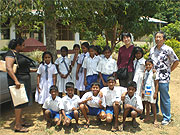 低開発村の小学生たち
